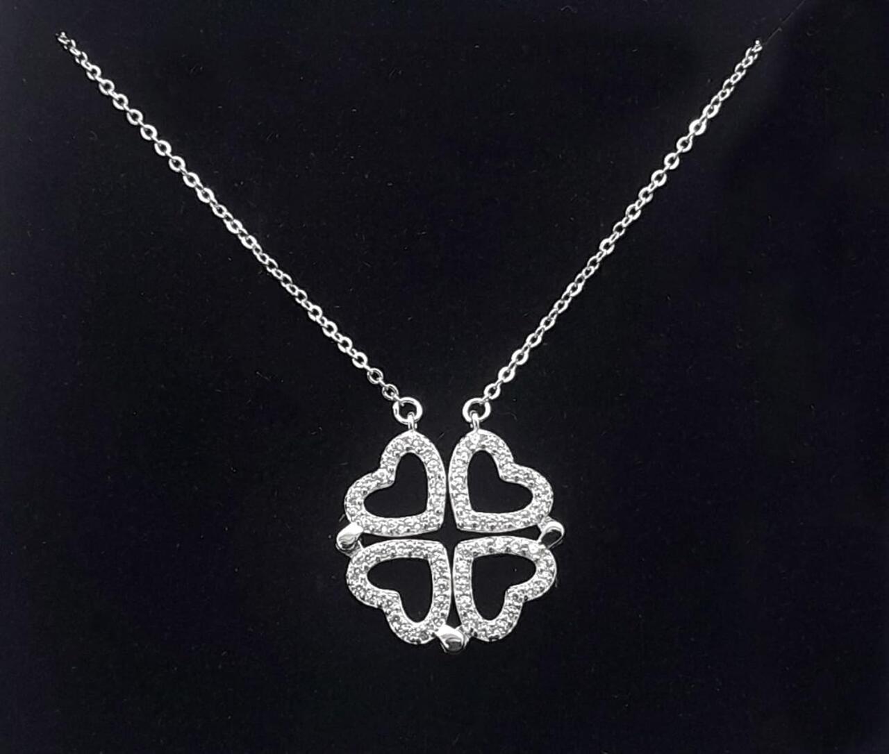 Collar Trébol Love